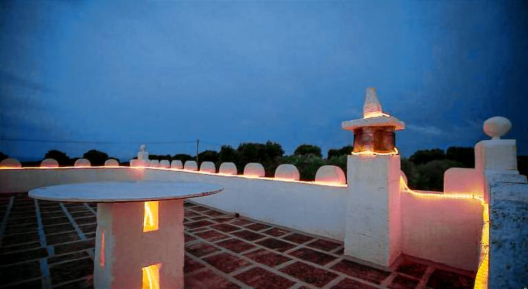 Vacation home with yard, terrace & barbecue — photo 4