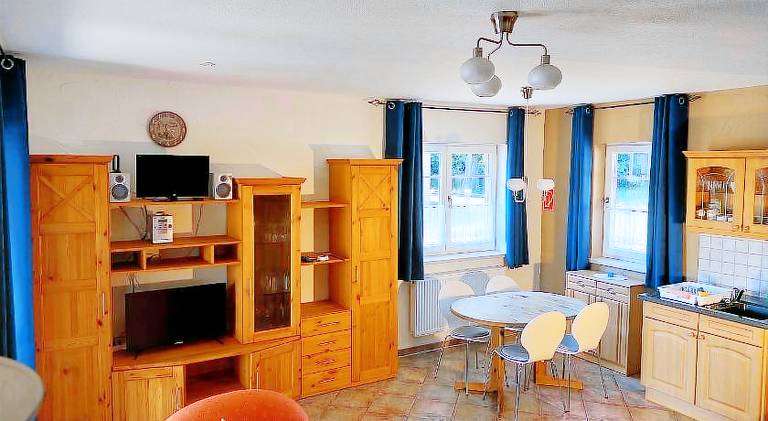 Apartment with 2 rooms for 4 persons — photo 3