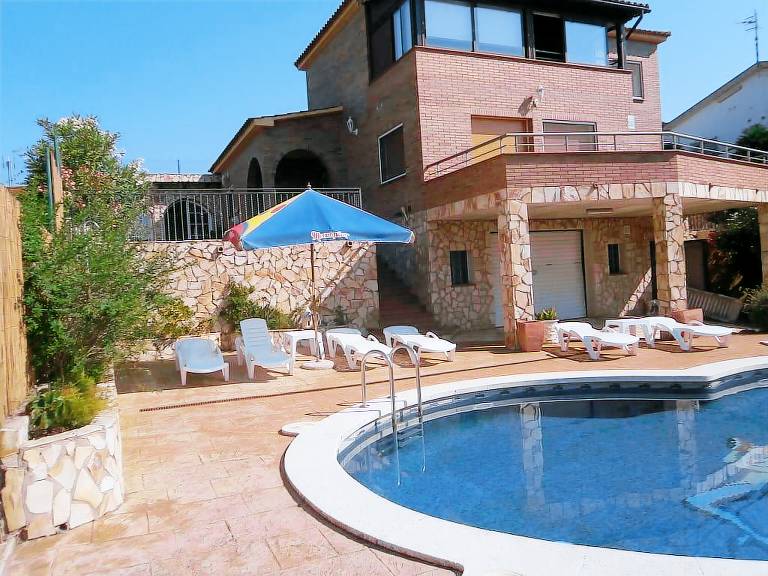 Casa Vidreres