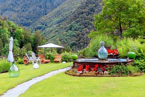 Bed & Breakfast  Branzi