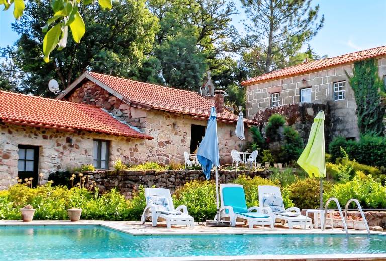 Ferienhaus mit Hund in Basto, Portugal fuer max. 6 Personen