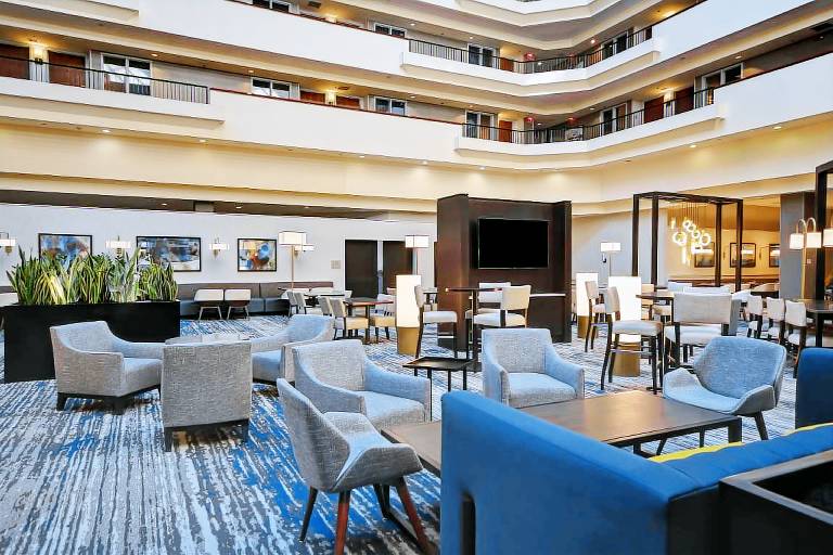 Embassy Suites by Hilton Montgomery Hotel & Conference Center — photo 2