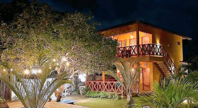 Chalet with pool, terrace & barbeque | Next to the beach | Pets are welcome in Barreirinhas