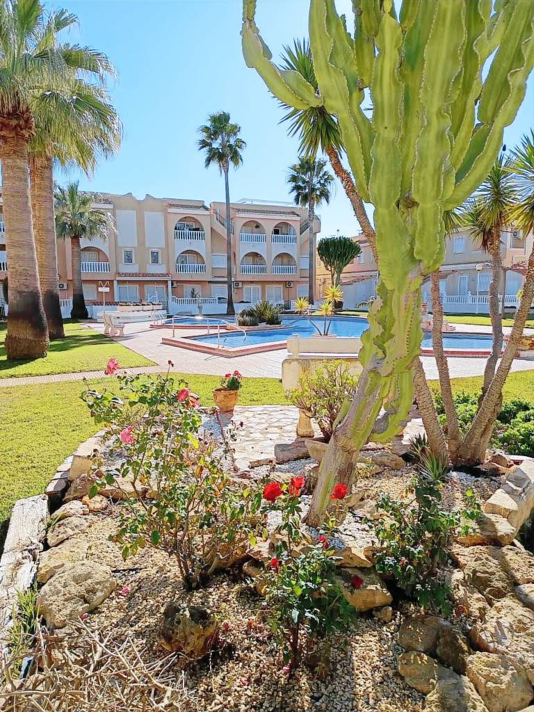 Duplex Apartment 'El Divino' with Shared Pool, Wi-Fi, and Air Conditioning — photo 3