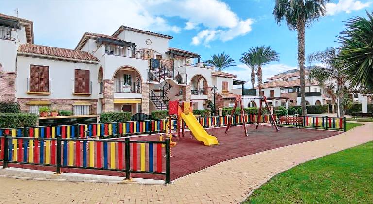 Holiday apartment with pool — photo 5