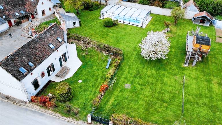 Fully equipped gite with yard, grill & terrace | Pet-friendly — photo 2