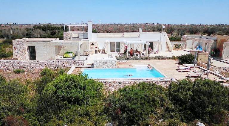 Villa with pool | Pet-friendly — photo 3