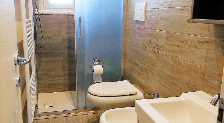 Rental apartment with 2 rooms for 3 persons — photo 2