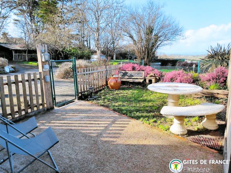 Nice gite with patio & garden | Pets are welcome — photo 4