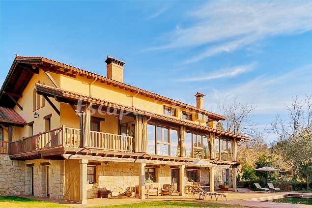 Beautiful cottage with BBQ, patio & yard | Garden view | Pets allowed — photo 4