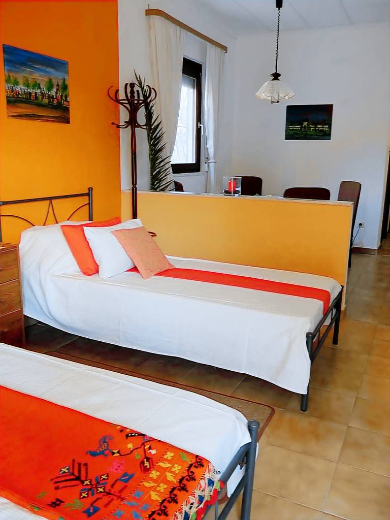 Apartment 'Helios Rhodos 1' with Private Terrace, Wi-Fi and Air Conditioning — photo 2