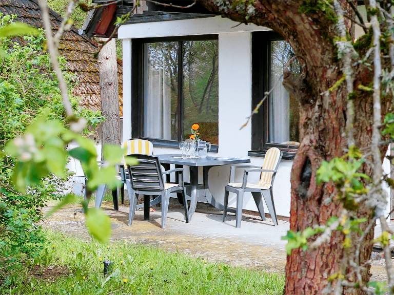 Child-friendly house with patio & yard | Pets allowed — photo 5