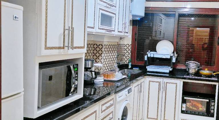 Serviced apartment with terrace — photo 5