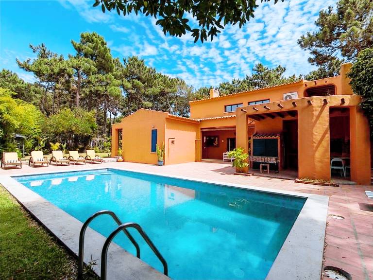 Villa Charneca de Caparica