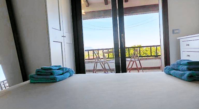 Vacation home with terrace & garden — photo 2