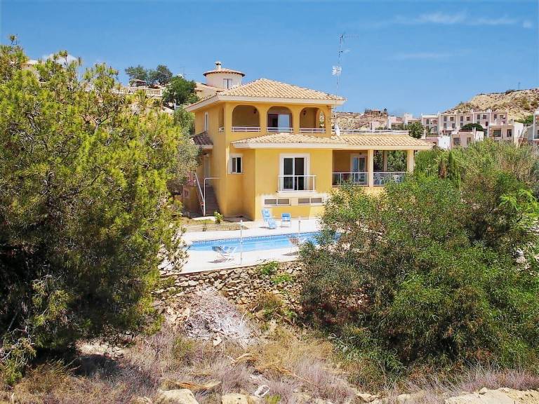 Villa  Campello