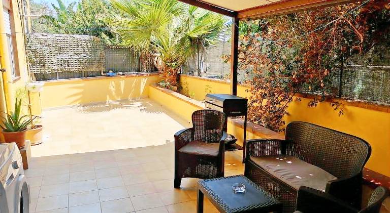 House with 2 rooms for 5 persons in Agrigento