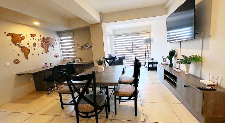 Apartment with pool — photo 5