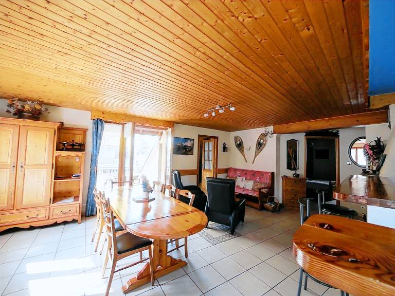 Gite with barbecue, terrace & garden — photo 2