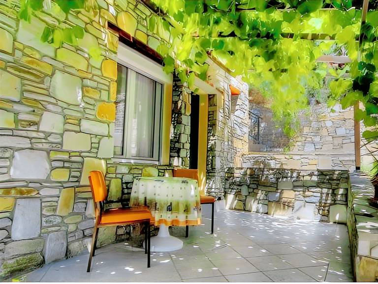Apartment with terrace, grill & garden in Thasos