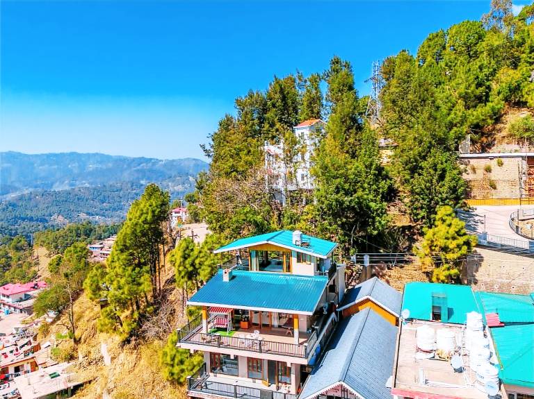 Villa with yard | Suitable for remote work in Solan