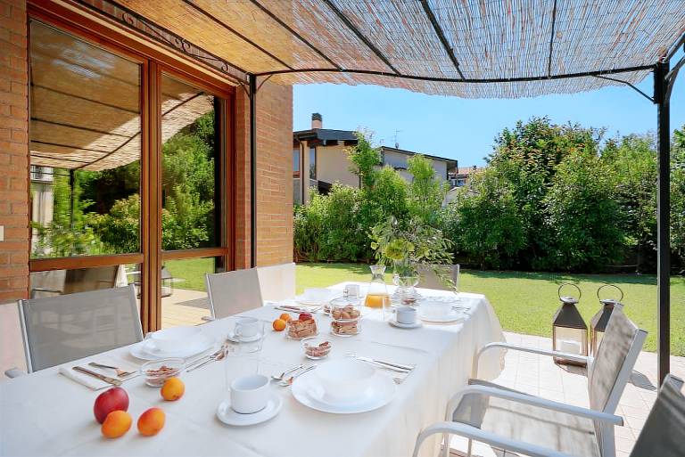     
7 Gäste ∙ 3 Schlafzimmer
