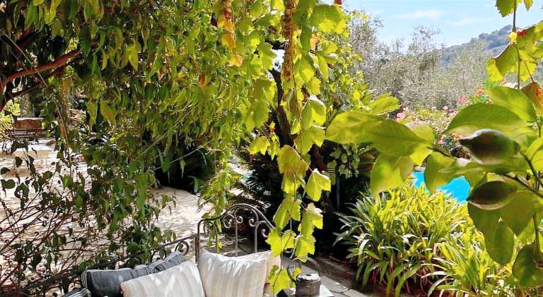 Bastide Aina SPA et piscine — photo 4