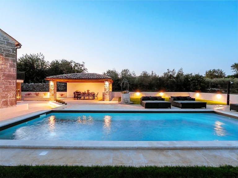 House with barbeque, terrace & garden | Nature view | Pets allowed — photo 2