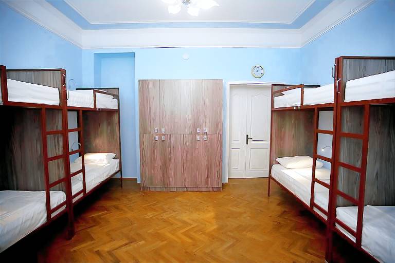 HOSTHELLO HOSTEL in Baku