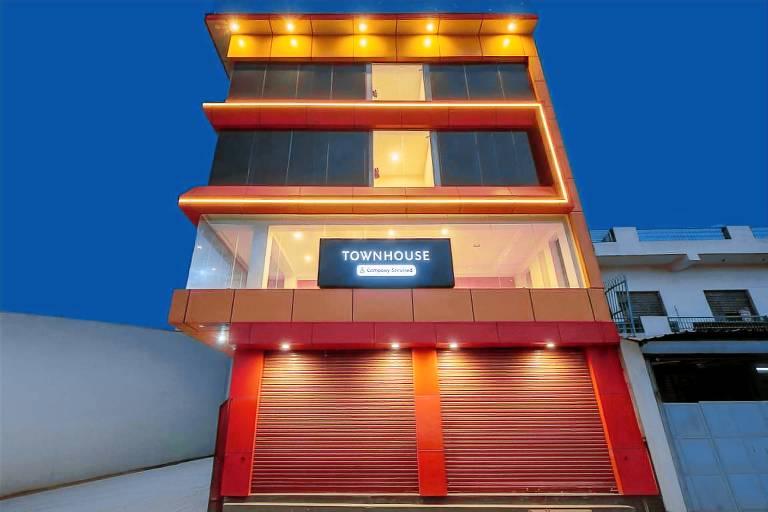 Super Townhouse Jhilmil Metro Station Formerly Legacy Residency