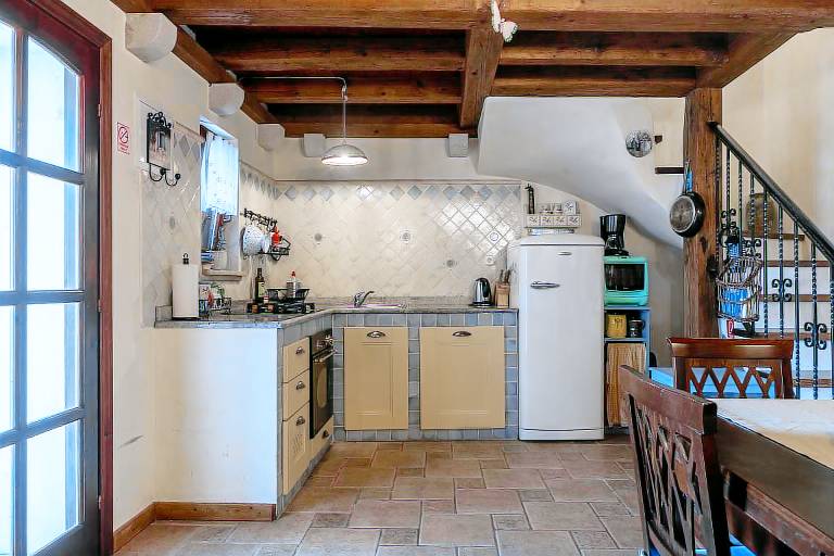 House with yard, private pool & grill | Sea view — photo 4
