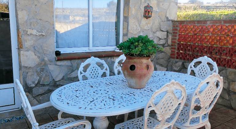 Rental apartment with pool in Mora