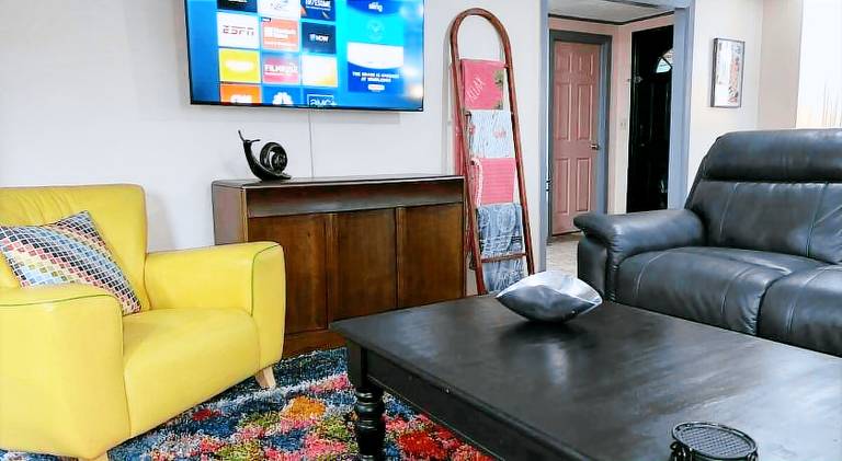 Vacation home | Perfect for remote work in Tallahassee, FL