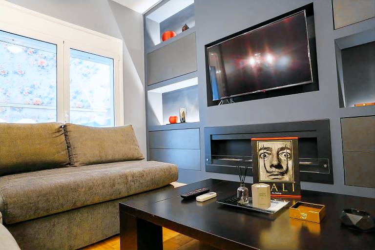 Metropolitan prestigious 2 bedroom luxury