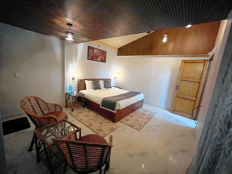 Villa | Pet-friendly in Vikasnagar