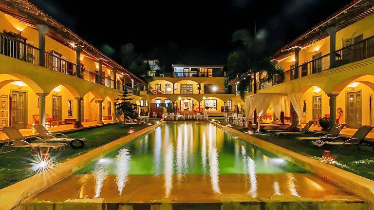 Sur La Mer Resort in Morjim