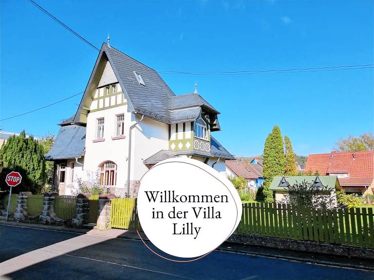180 m&sup2; Villa