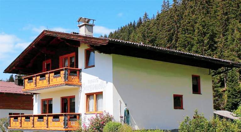 Beautiful holiday apartment with yard | Good for workation | Pets allowed — photo 4