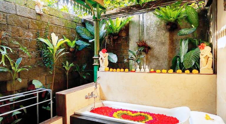 Family-friendly wonderful villa with terrace, jacuzzi & grill | Good for workation | Dogs allowed — photo 4