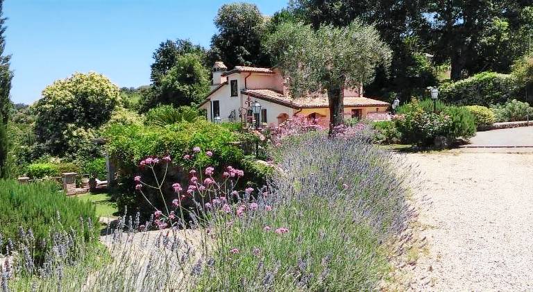 House  Campagnano di Roma