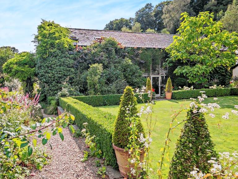 Cottage  Kington Rural