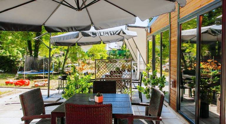 Albatross Family Nest Breeze Bungalow in Varna