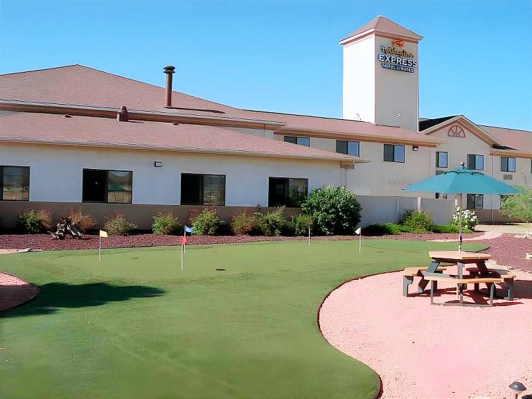 Holiday Inn Express Hotel & Suites Raton By IHG in Raton, NM