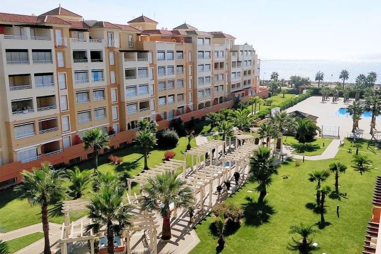 Fully equipped beautiful rental apartment with pool & terrace | Beach nearby | Pet-friendly — photo 5