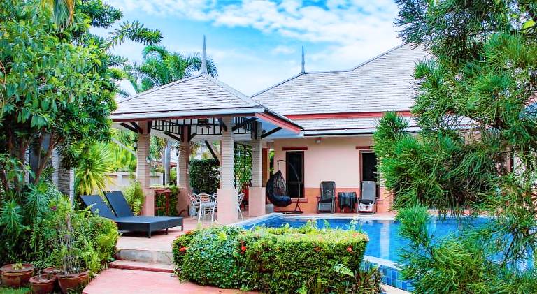 Nice villa with pool | Suitable for remote work | Pet-friendly — photo 3