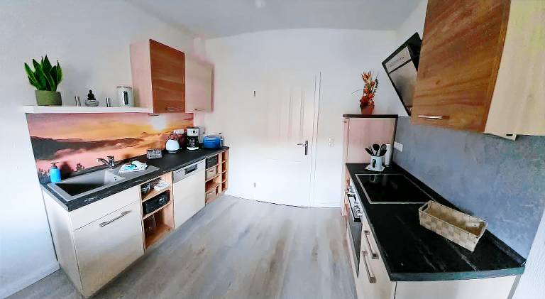 Holiday apartment with yard — photo 4