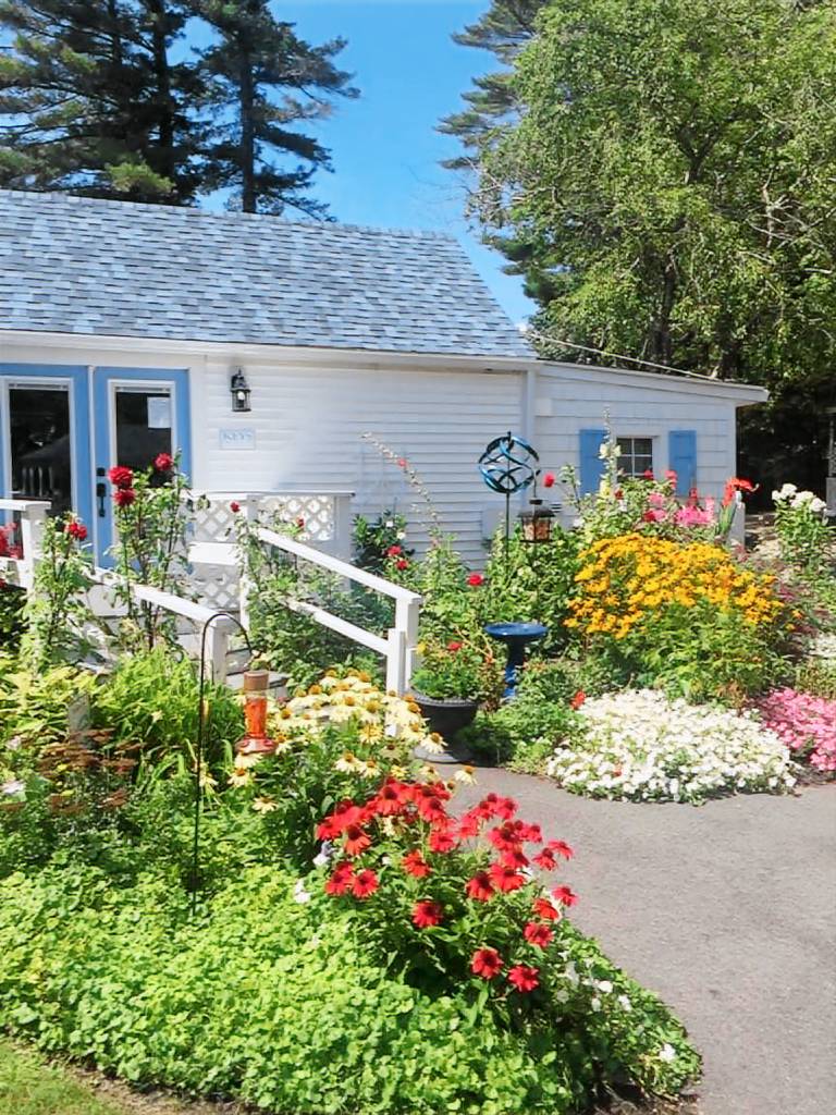 2 RIVER ROAD INN COTTAGES — photo 5