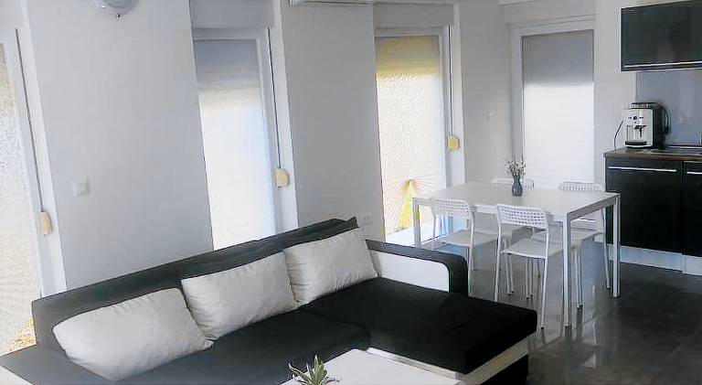 Rental apartment with 2 rooms for 6 persons in Biograd na Moru