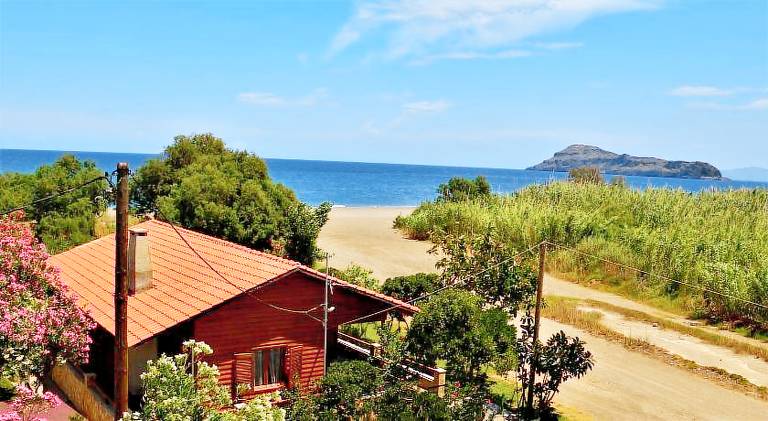 House with 3 rooms for 6 persons in Platanias