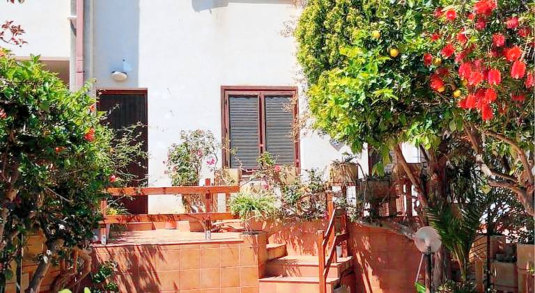 Vacation home with 2 rooms for 6 persons in San Vito Lo Capo